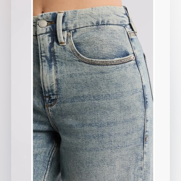 NWT! Good American Good 90s Mid Rise Baggy Jeans Size 8/29 - Picture 4 of 10